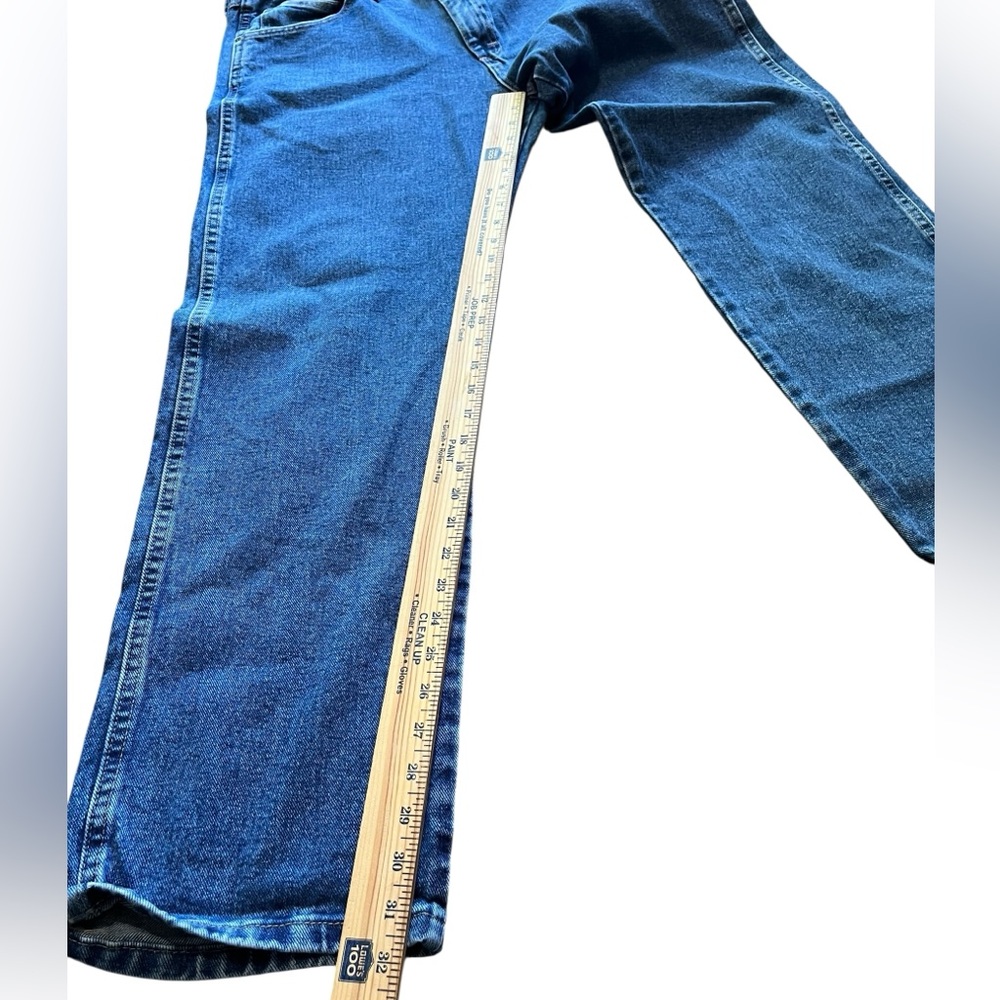 Wrangler like new men’s size 36/32 denim blue jeans - Picture 4 of 5